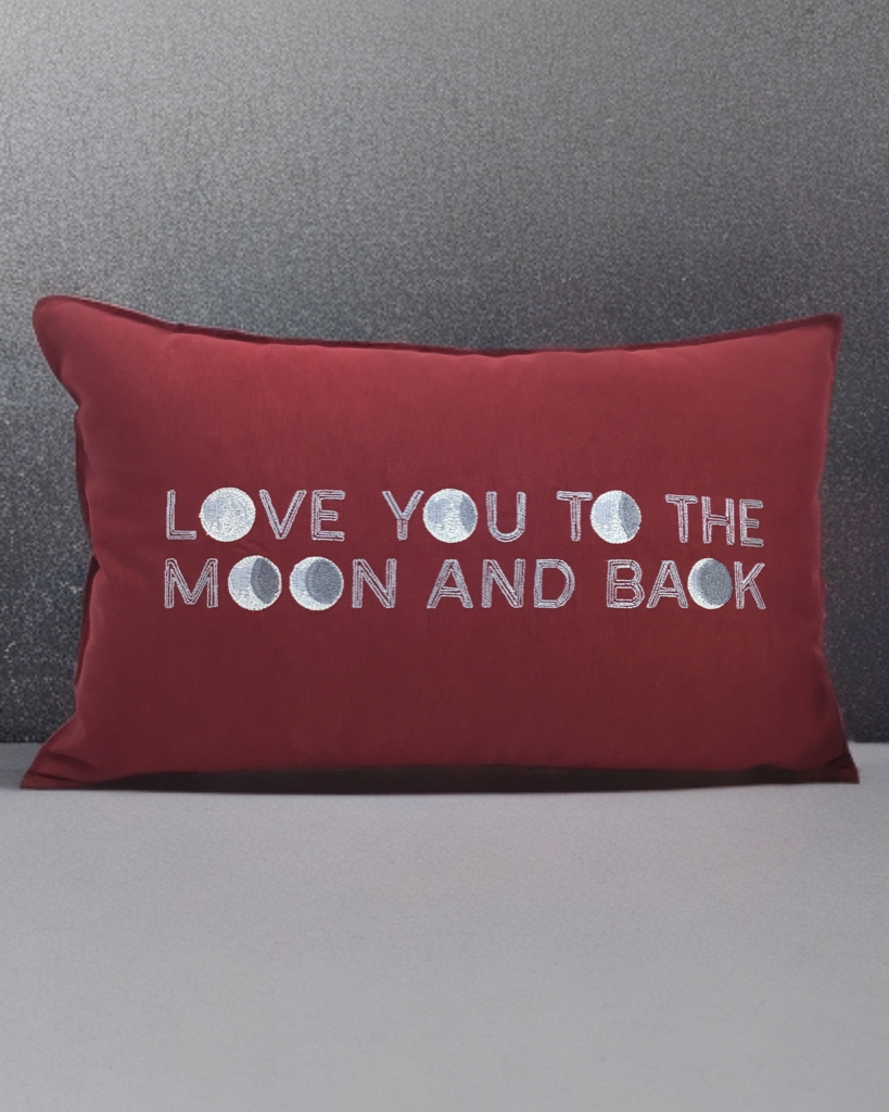 To The Moon  Nakışlı Kırlent Kılıfı