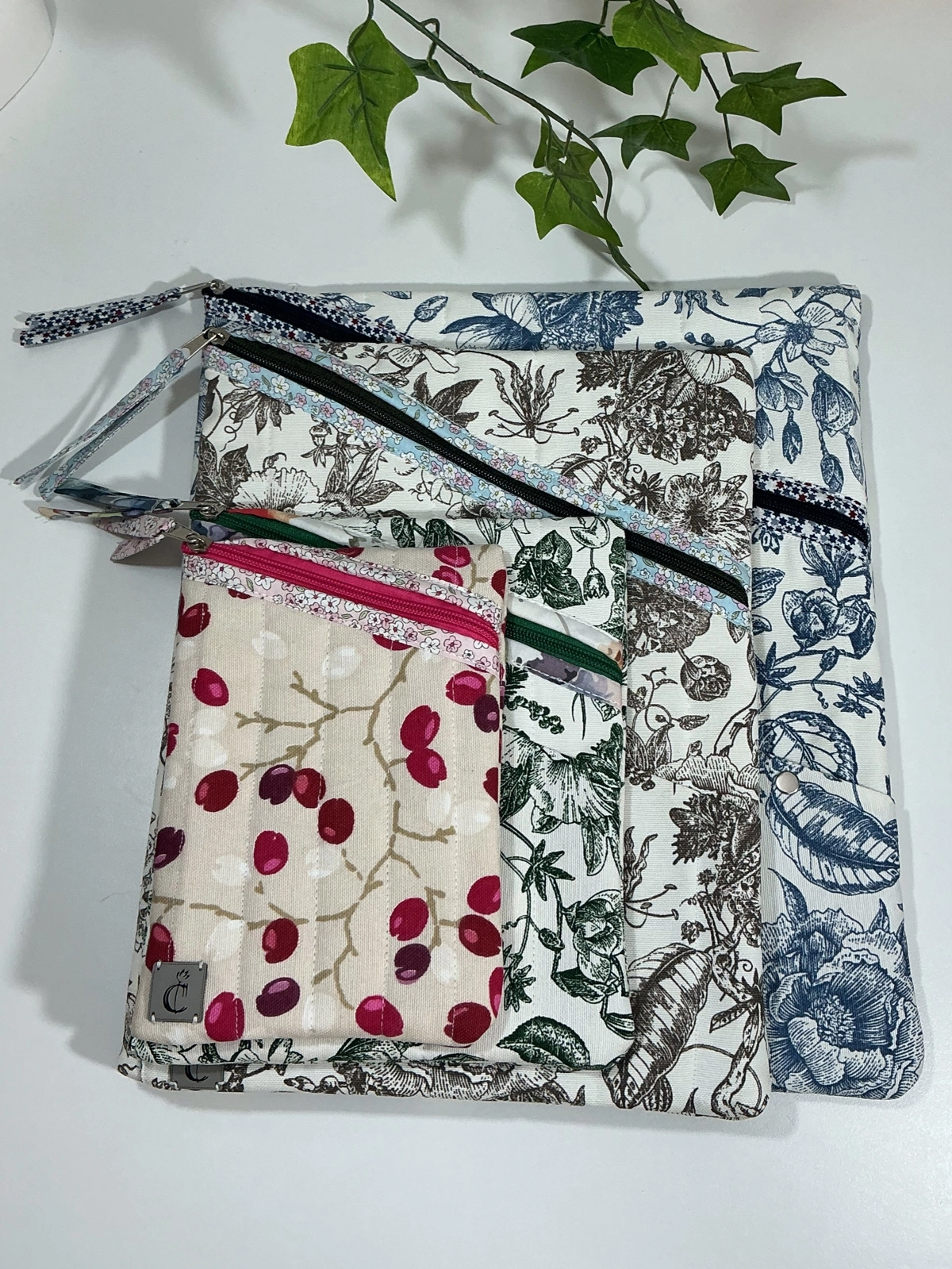 Mia All in One BookSleeve - Tablet / Kitap Kılıfı