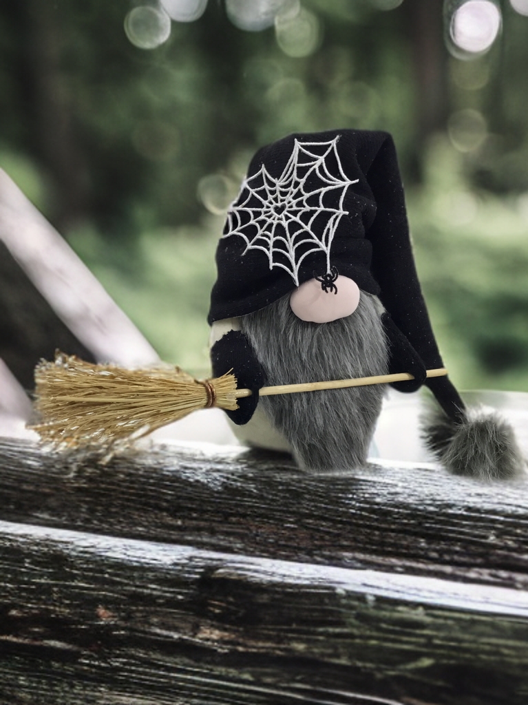 Lovely Spider Gnome Halloween Cücesi