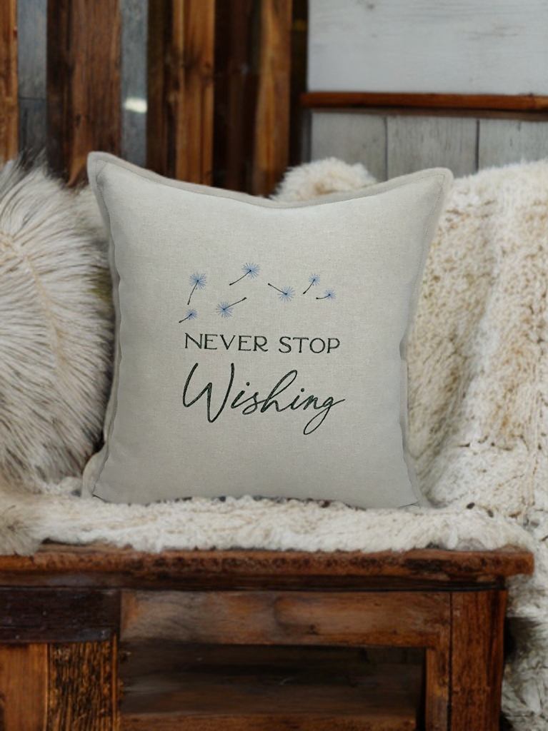 Never Stop Wishing Nakışlı Kırlent Kılıfı