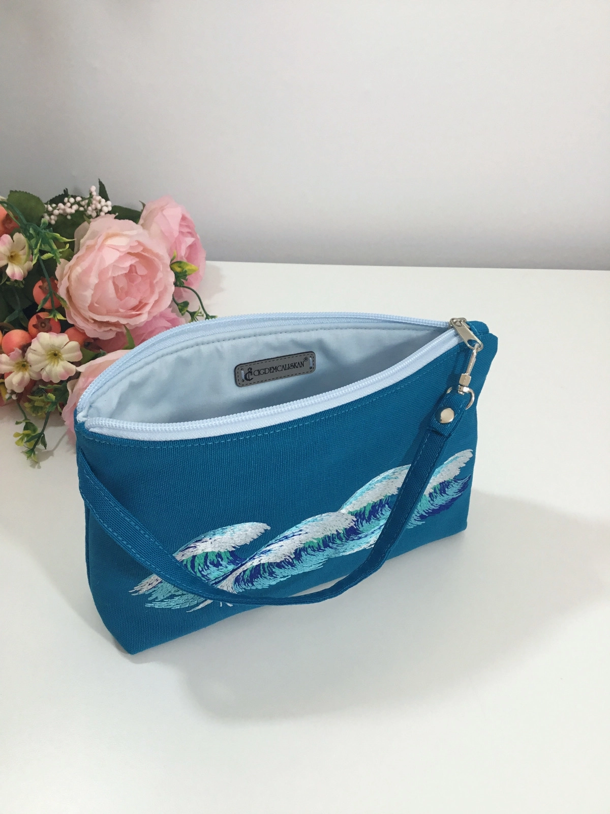 Catch A Wave - Mini Çanta
