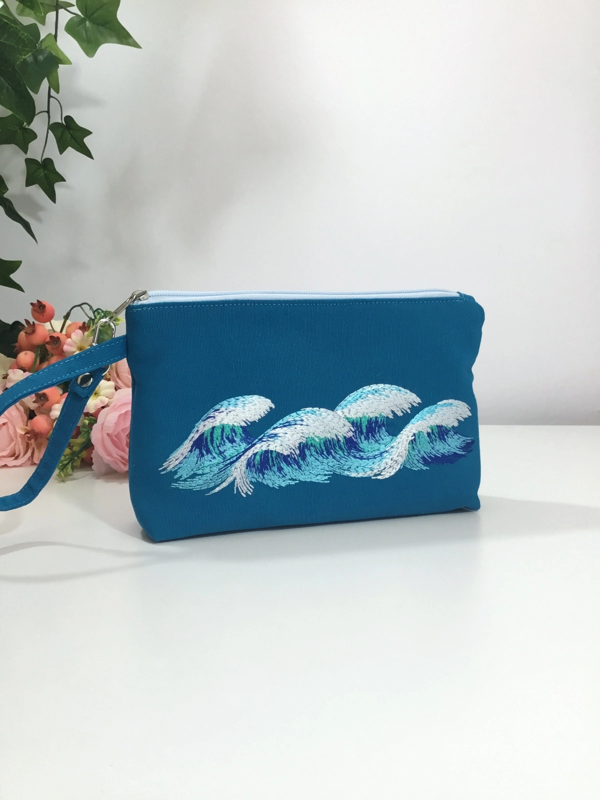 Catch A Wave - Mini Çanta