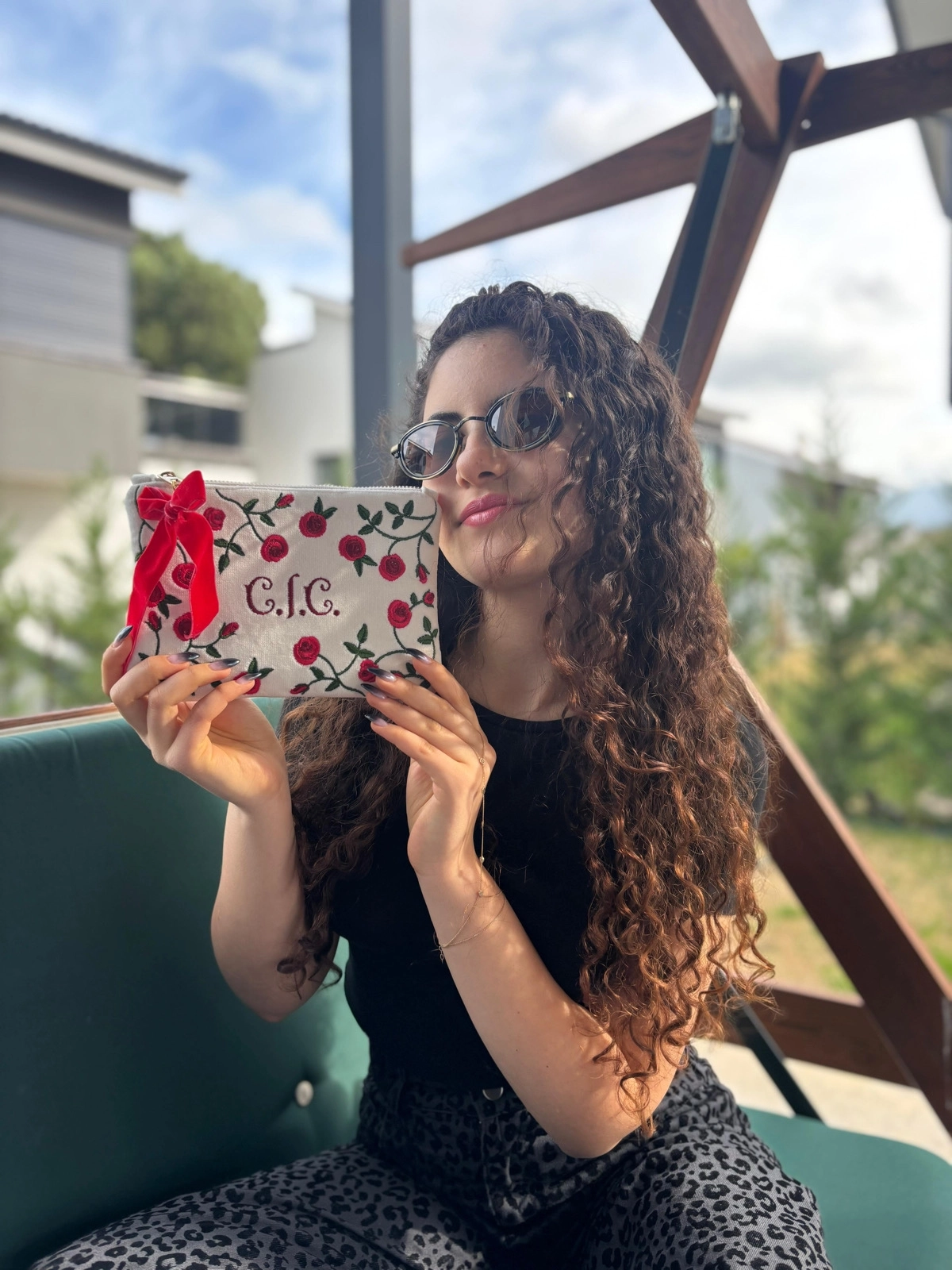 Jardim De Rosas Kadife Clutch / Makyaj Çantası