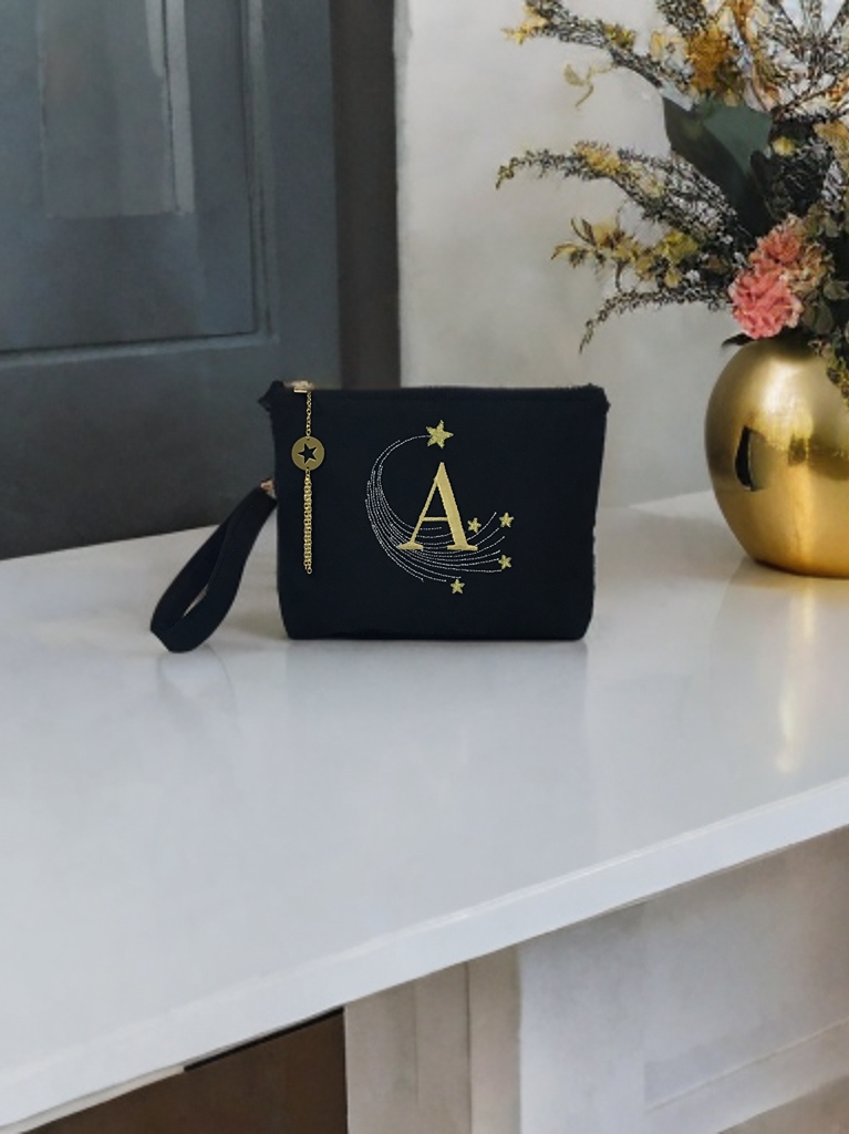 Stardust Yıldızlı Harf Nakışlı Clutch Çanta