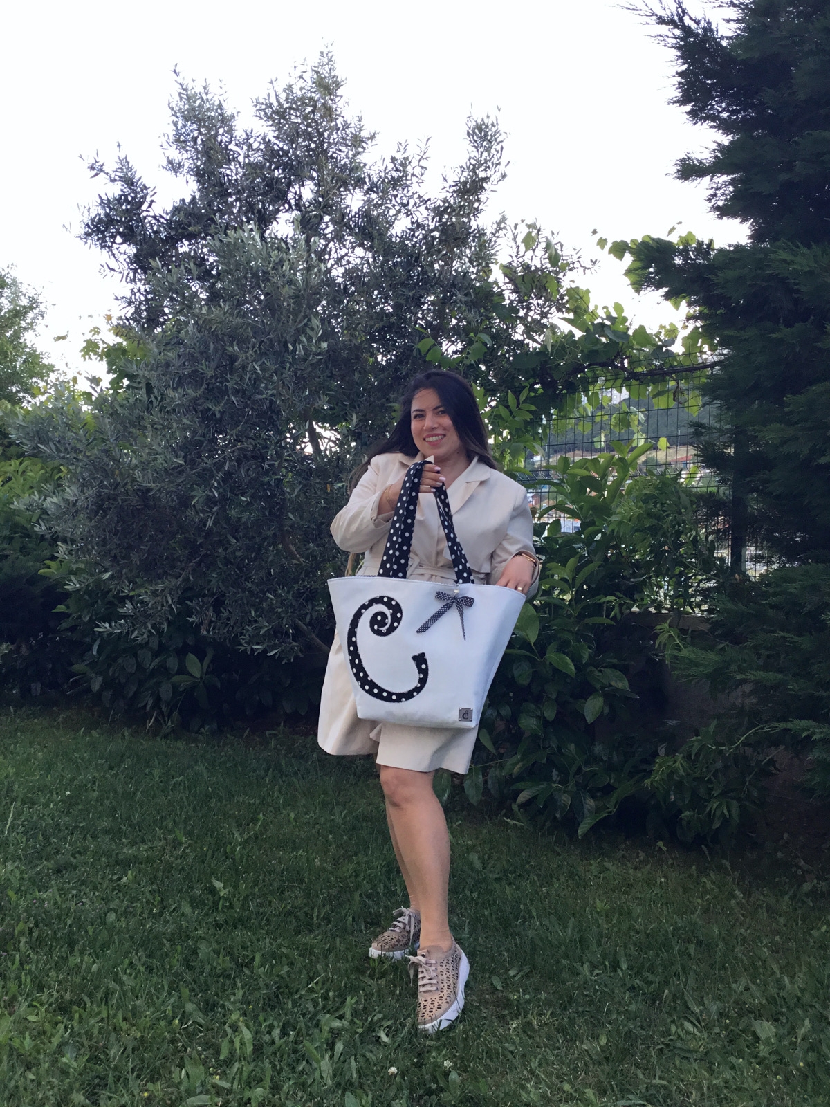 Curvy and Dotty - Siyah - Plaj Çantası 