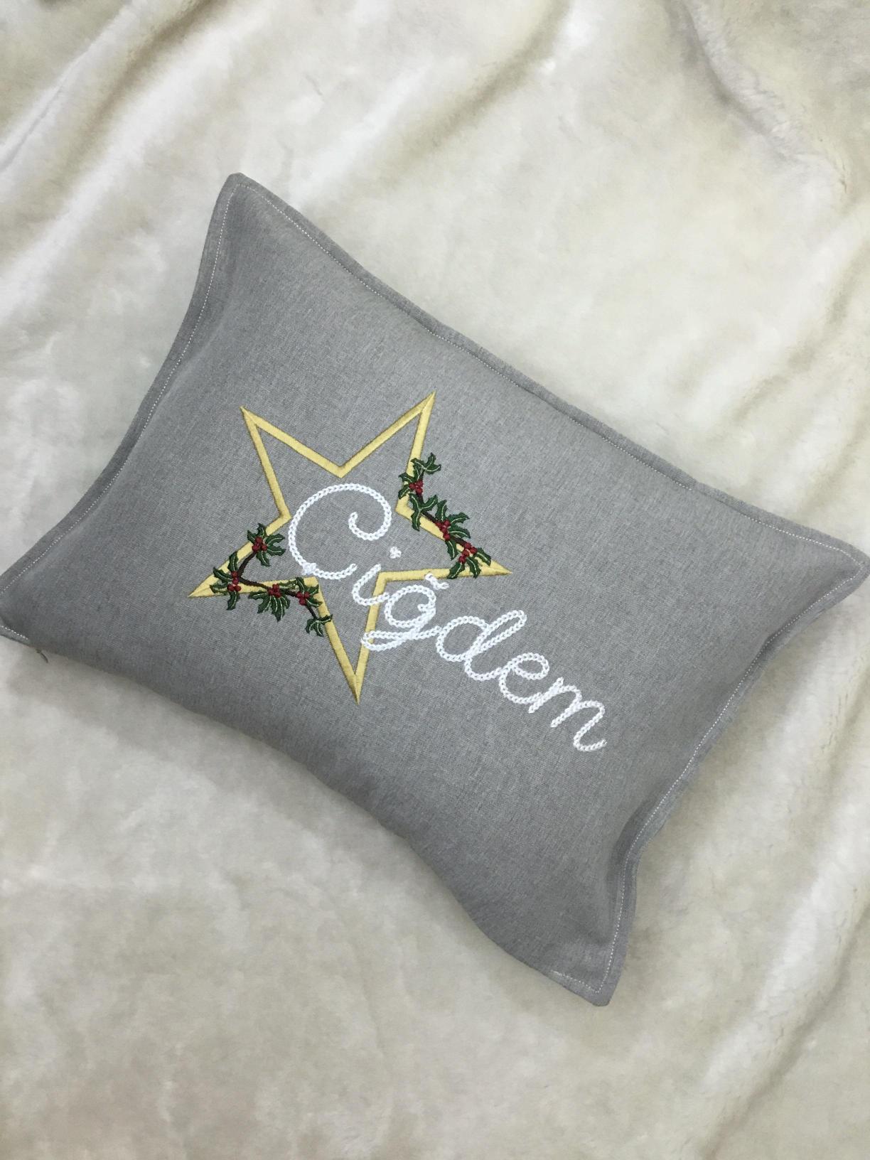 Star of The New Year - İsim Nakışlı Bolster Kırlent Kılıfı