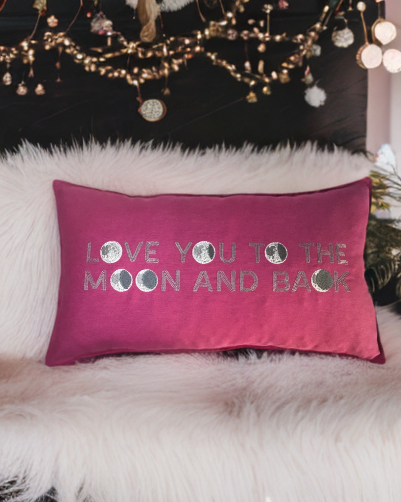 To The Moon  Nakışlı Kırlent Kılıfı