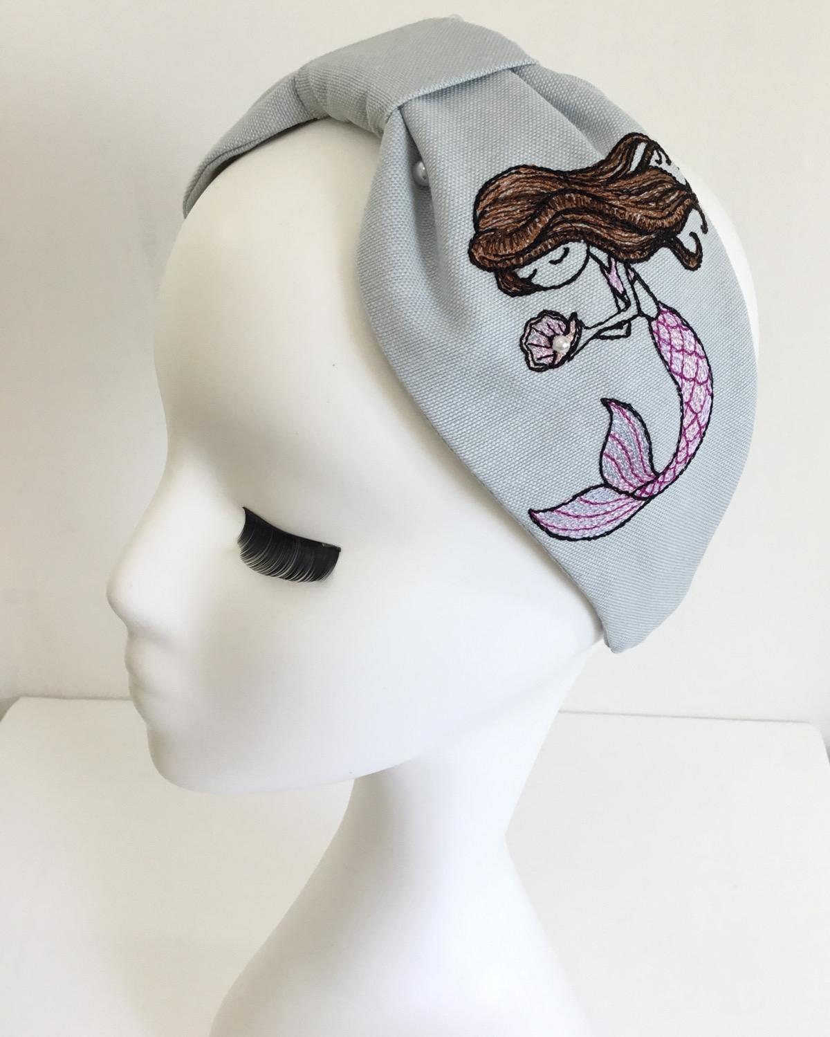 Mermaid & Clamshell Nakışlı - Inci Detaylı Taç