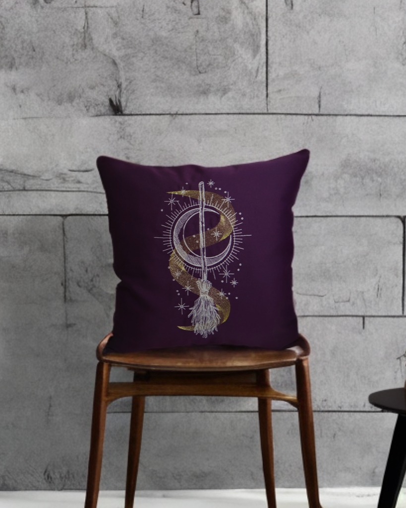 Magic Witch Broom Fosforlu Cadı Süpürgesi Nakışlı Kırlent Kılıfı