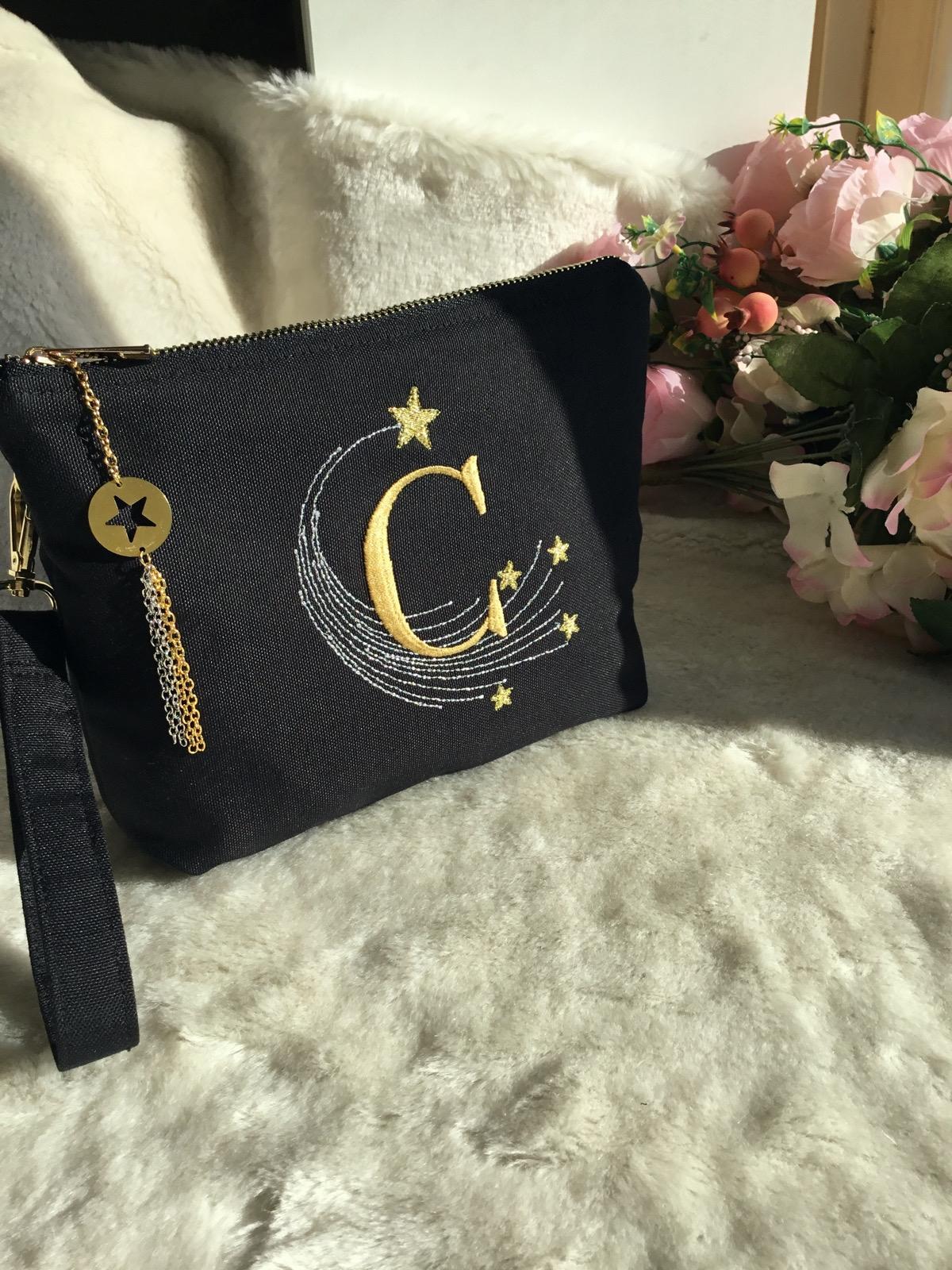Stardust Yıldızlı Harf Nakışlı Clutch Çanta