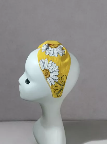 C ❀ Taçlar